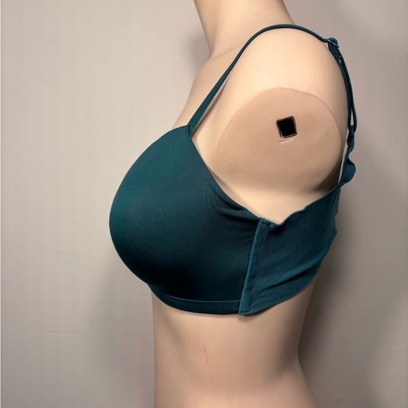 Victoria’s Secret • padded no wire bra - Picture 4 of 5